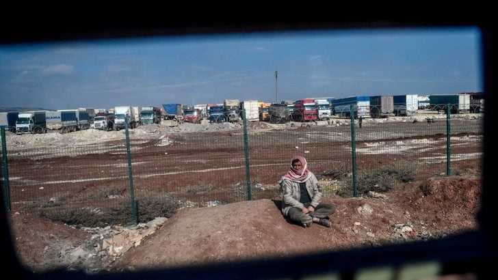 Suriyelilerin gönüllü geri dönüşü: Her aileden bir kişiye 3 kez giriş-çıkış hakkı