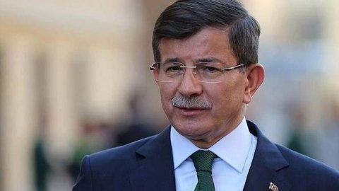 Ahmet Davutoğlu koronavirüse yakalandı