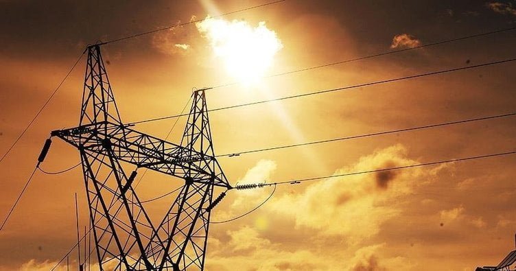 Endonezya’da hayatı felç eden elektrik kesintisi