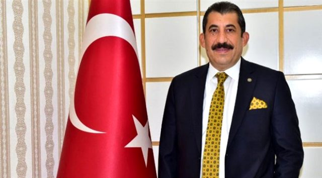 AKP’li eski Ceylanpınar Belediye Başkanı Menderes Atilla’nın kızı 5 yılda işe gitmeden 251 bin lira maaş almış