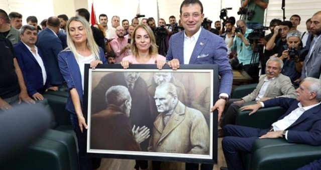 HDP’li başkana Atatürk portresi hediye eden İmamoğlu’ndan eleştirilere yanıt