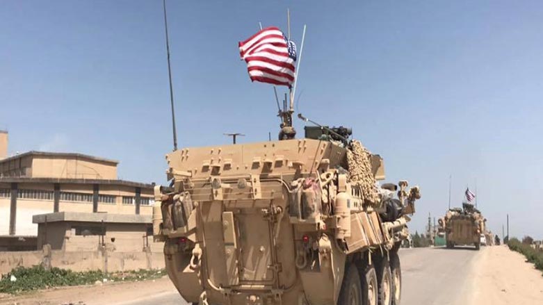 ABD Savunma Bakanı Esper: Kuzey Suriye’nin Deirezzor bölgesine zırhlı araç sevkiyatı yapılacak