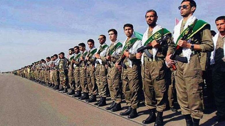 İran’ın dini lideri Ali Hamaney’in temsilcisi Ayetullah Lütfullah Dejkam: Göstericiler yarına kadar durdurulamazsa milis güçleriyle Şiraz’da sokaklara ineriz!