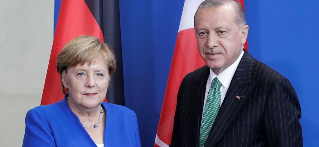 Almanya Başbakanı Merkel Ocak’ta Türkiye’ye Gidiyor