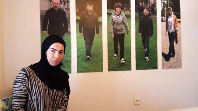 AKP’ye yönelik eleştirileri ile gündeme gelen Nihal Olçok, Ahmet Davutoğlu’nun partisine katılıyor
