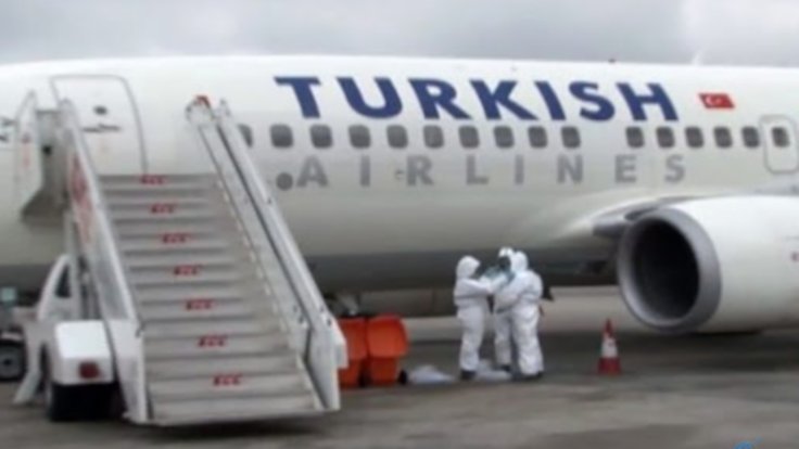Virüslü yolcu şüphesiyle Tahran uçağı Esenboğa Havalimanı’na acil iniş yaptı