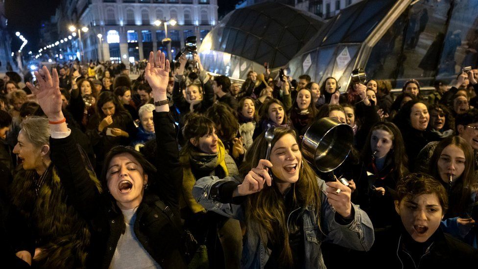 8 Mart Dünya Kadınlar Günü: Kadınlar dünyanın dört yanında sokaklara çıktı