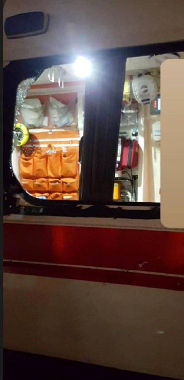 İstanbul’da koronavirüs vakasını taşıyan 112 ekibine saldıran kişiler yakalandı