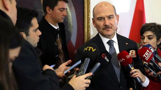 AA Muhabiri’nden ‘Sedat Peker’ sorusu: AK Parti Süleyman Soylu’dan daha mı küçük?