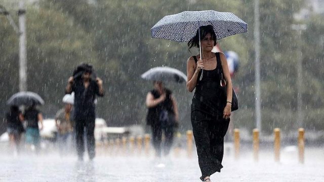 Meteoroloji’den 17 il için sağanak yağış ve fırtına uyarısı
