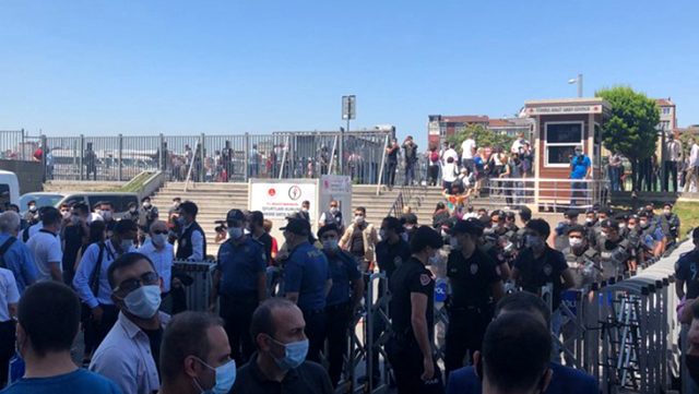 İstanbul Barosu çoklu baro sistemini protesto etmek için toplandı! İşte eylemin gerekçesi 5 maddelik kanun teklifi