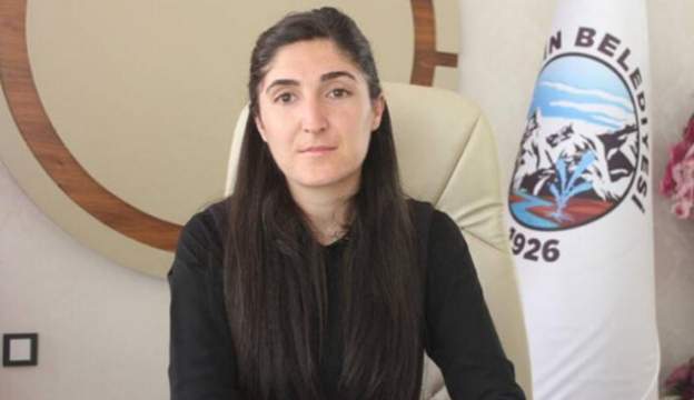 HDP’li Diyadin Belediye Başkanı Betül Yaşar gözaltına alındı