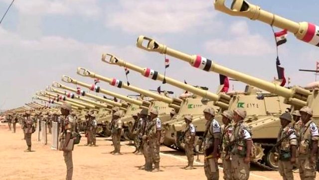 Mısır, Libya sınırında geniş çaplı askeri tatbikat başlattı!
