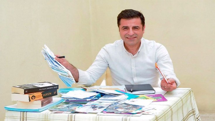 Demirtaş’tan mektup: Kendin olma, başkası ol!