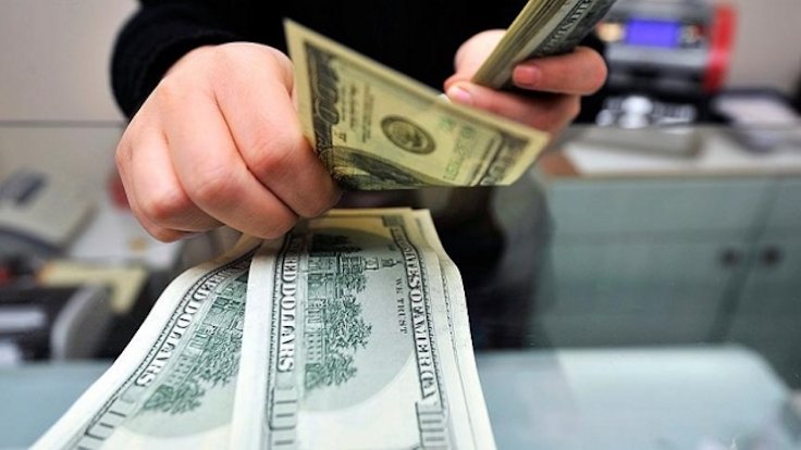 Dolar ve euro güne rekorla başladı