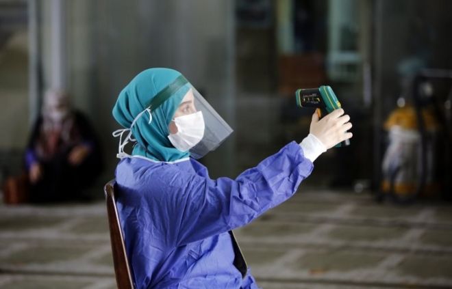 İran’da Kovid-19 kaynaklı can kayıpları 50 bini aştı
