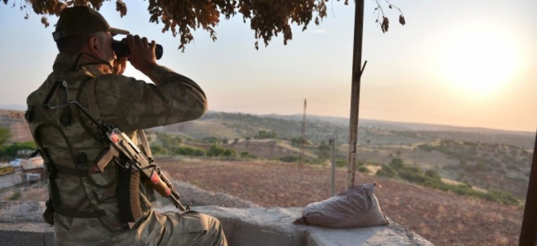 ‘Bingöl’de korucular, Kürtçe müzik dinleyen gençleri darp etti’
