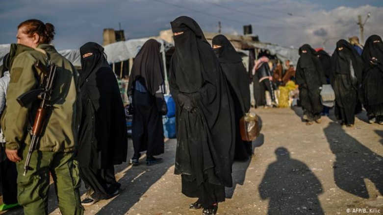 200 IŞİD’li kadın Rojava’dan kaçma girişiminde bulundu!