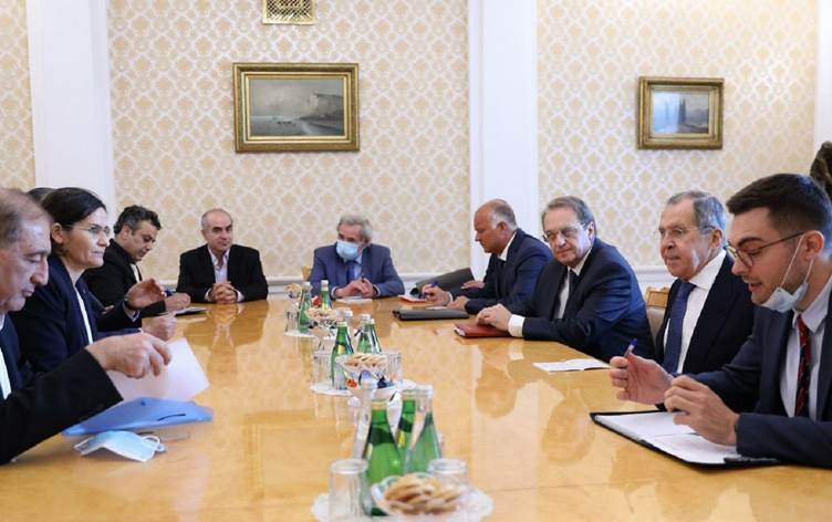 Lavrov Rojava heyetine söz verdi: Sorunun çözümü için çabalayacağım!