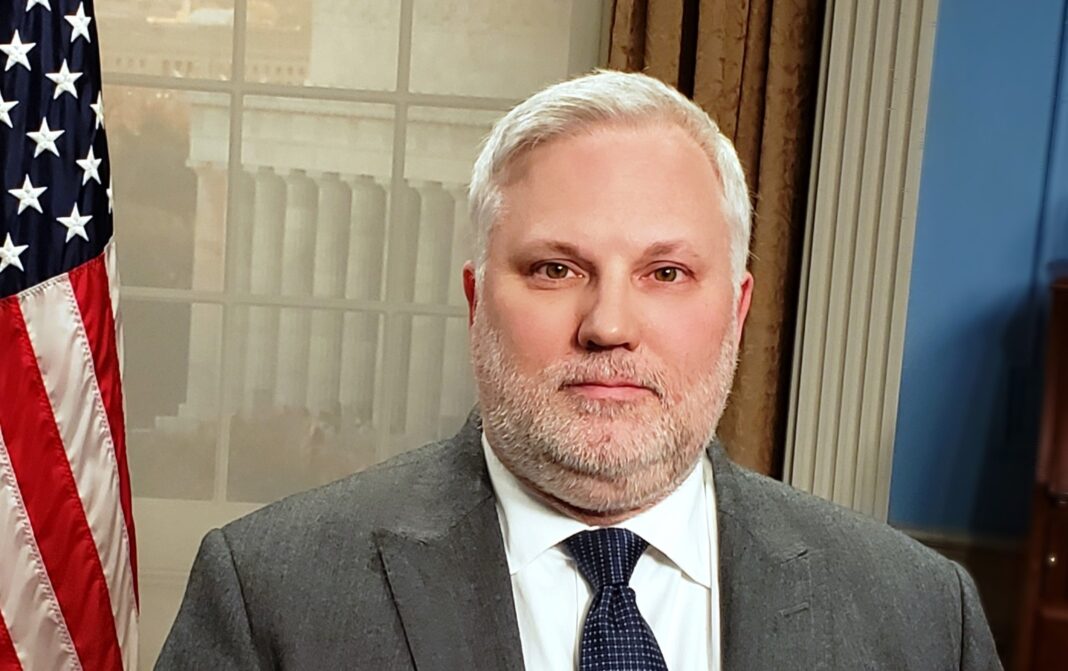ABD’nin Suriye Özel Temsilcisi Rayburn, Suriye’de SDG yöneticileriyle görüştü