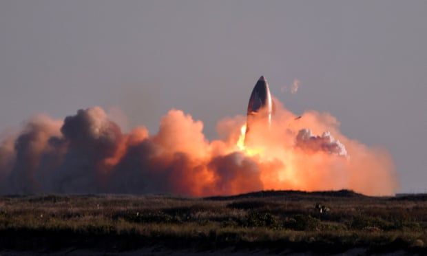Elon Musk’ın sahibi olduğu SpaceX’in mekiği iniş sırasında patladı