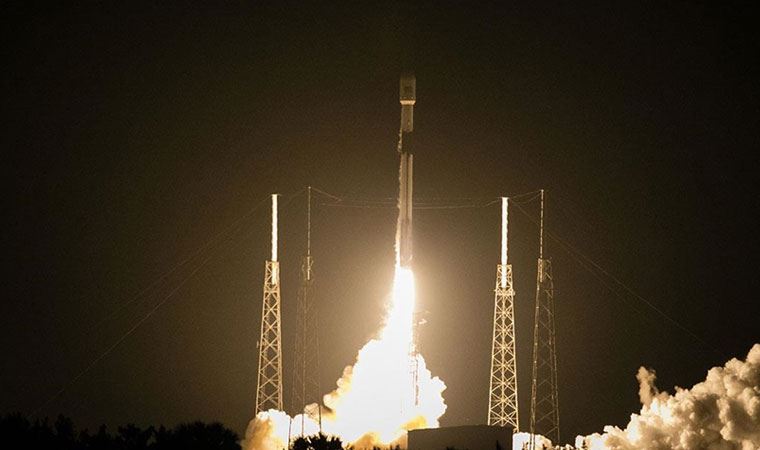 Türksat 5A uydusu Space X firmasıyla uzaya fırlatıldı
