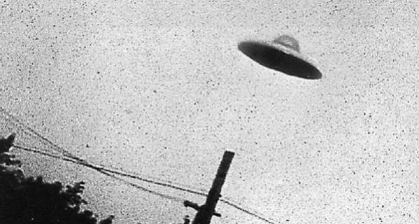 Pentagon, merakla beklenen UFO raporunu yayınladı