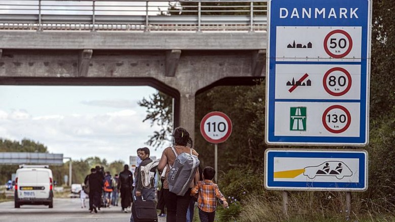 Danimarka Parlamentosu, sığınmacıların Avrupa dışında inşa edilen kamplarda kabul etmesini öngören yasa tasarısını onayladı!