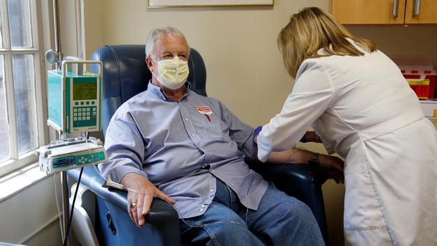 Alzheimer ilacı ilk defa denendi! Üç bilim insanı istifa etti