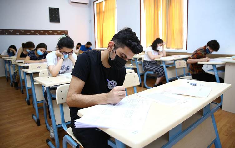 Üniversite harçlarına zam