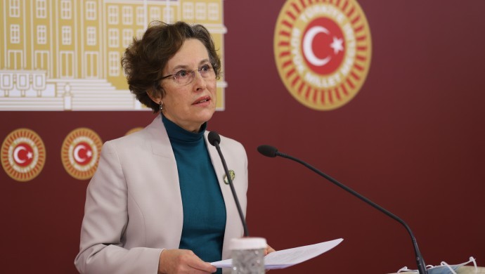 Mültecileri fuhuşa zorlayan çete Meclis gündemine taşındı