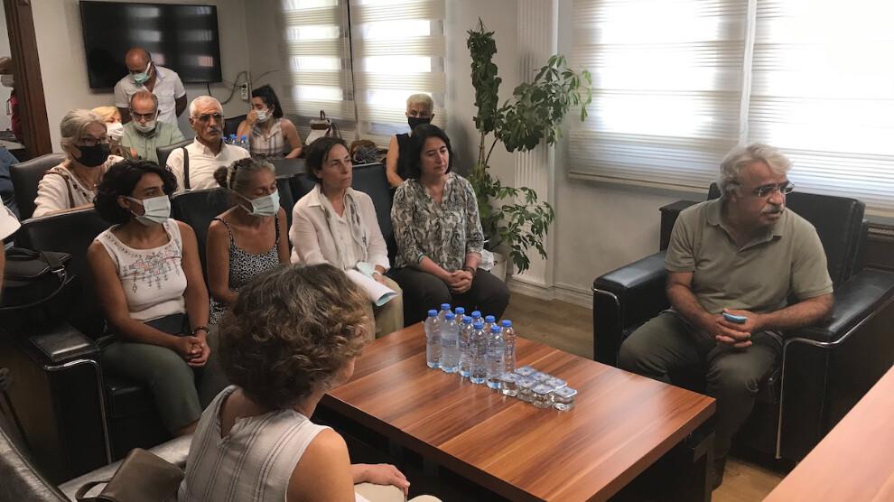 Mithat Sancar, Milas Belediye Başkanı Muhammet Tokat’ı ziyaret etti: ‘Alternatifi ortaya koymak bizim görevimiz’