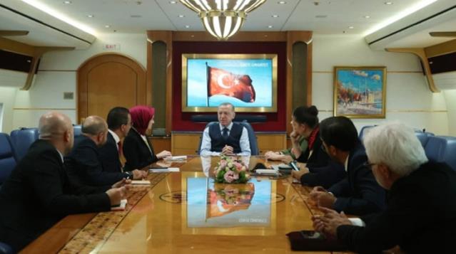 Erdoğan’dan ABD’ye: Ya uçaklarımızı verecekler ya da parayı