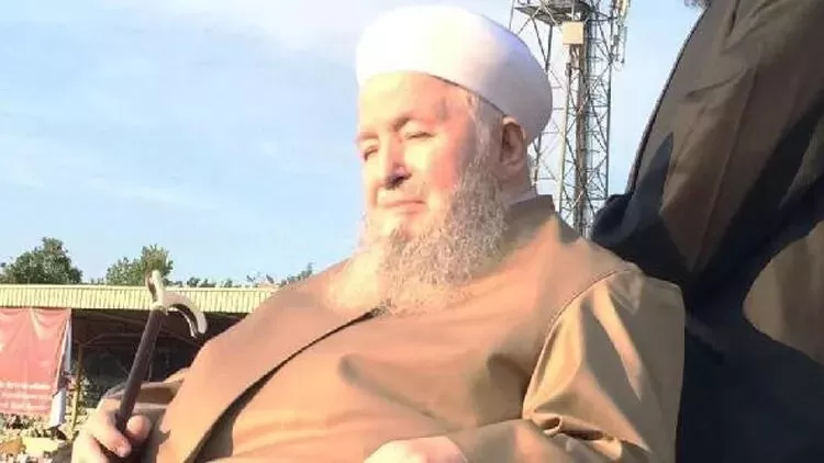 Mahmut Ustaosmanoğlu: İsmailağa Cemaati lideri hayatını kaybetti