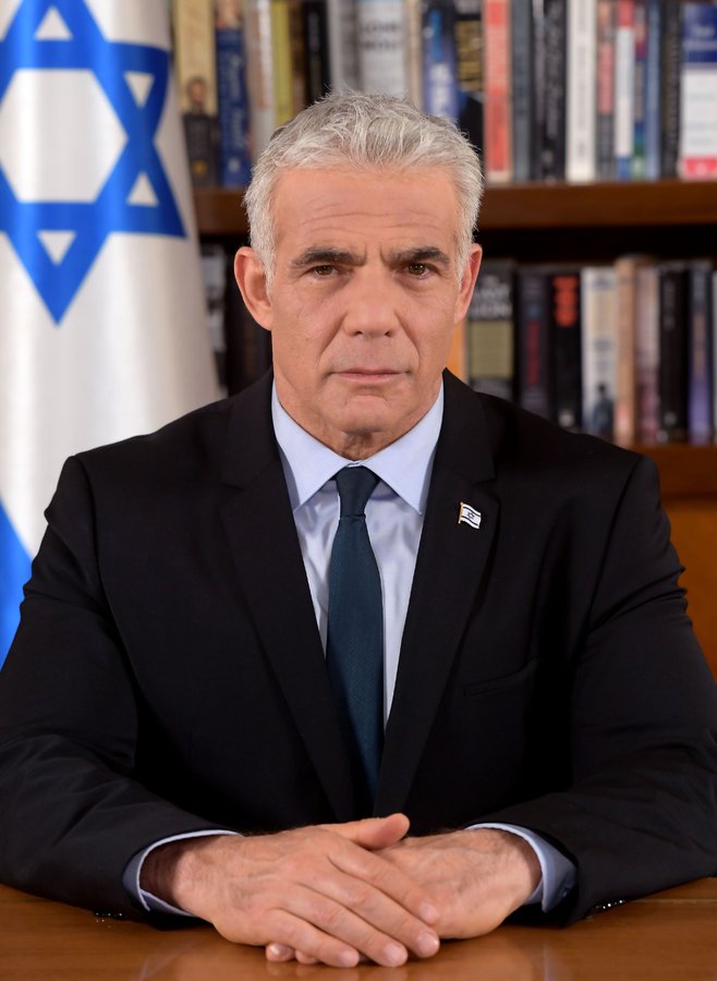 Yair Lapid İsrail’de resmen başbakan oldu