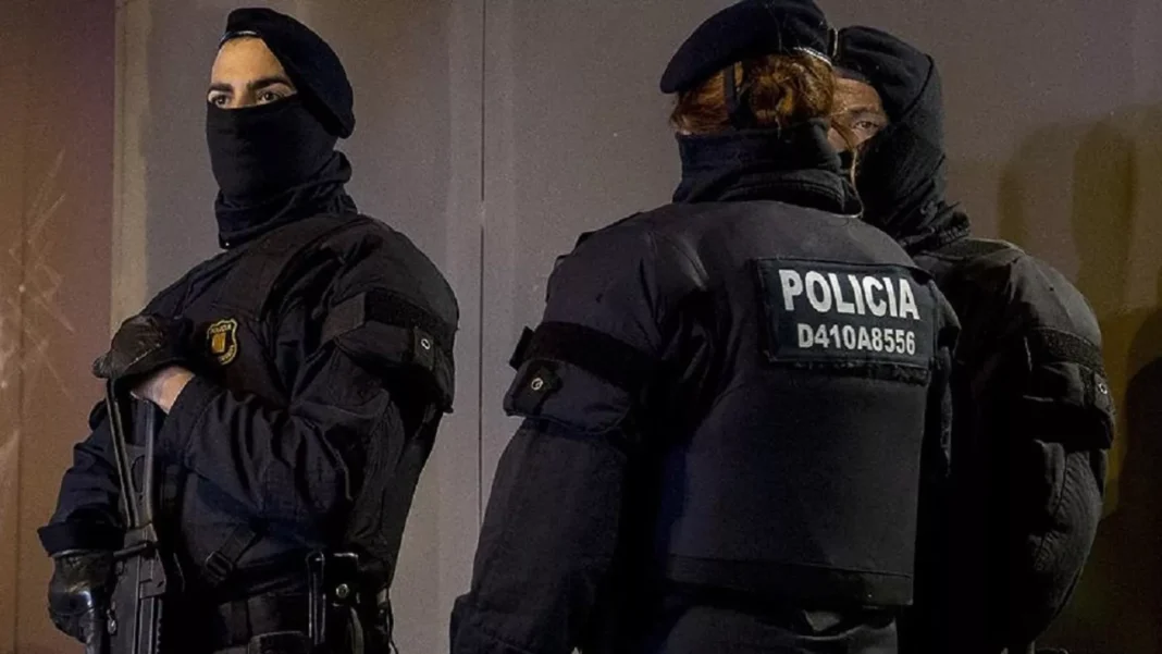 İspanya’da iki kiliseye palalı saldırı: 1 ölü, 4 yaralı