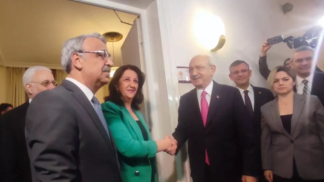 Kılıçdaroğlu’nun HDP ile görüşmesi başladı