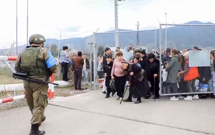 Azerbaycan: Karabağ’da silah bırakan Ermeniler için af çıkaracak