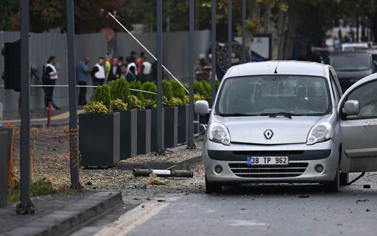 Bakanlık, Ankara saldırısını düzenleyenlerden birinin PKK üyesi olduğunu açıkladı