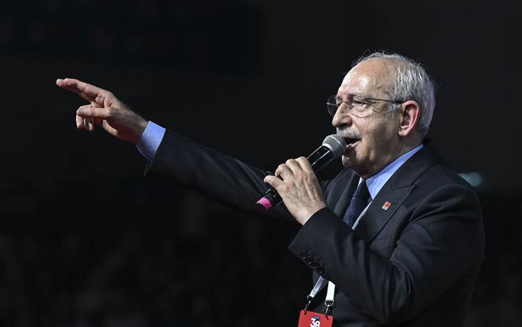 Kurultay sonrası Kılıçdaroğlu’ndan açıklama: Genel Başkanlık görevine veda ediyorum