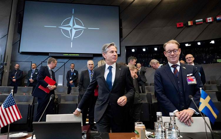 NATO üyesi ülkelerin dışişleri bakanları ‘güncel’ konuları konuşmak için toplandı