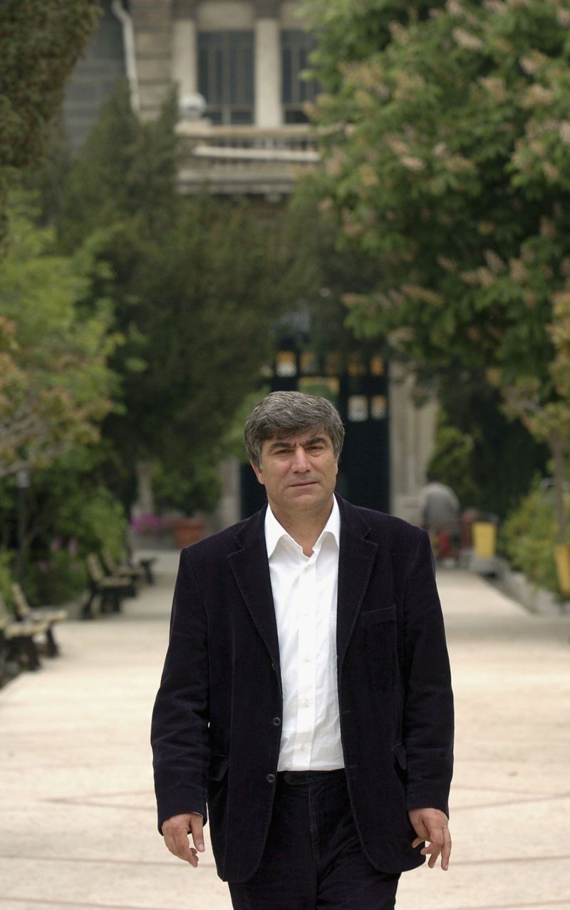 Gazeteci Hrant Dink öldürülüşünün 17. yılında anıldı