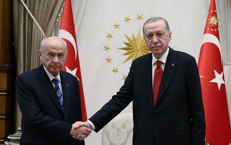“Erdoğan-Bahçeli, Can Atalay’ın vekilliginin düşürüldüğünü Meclis’te okutulmasını istiyor “