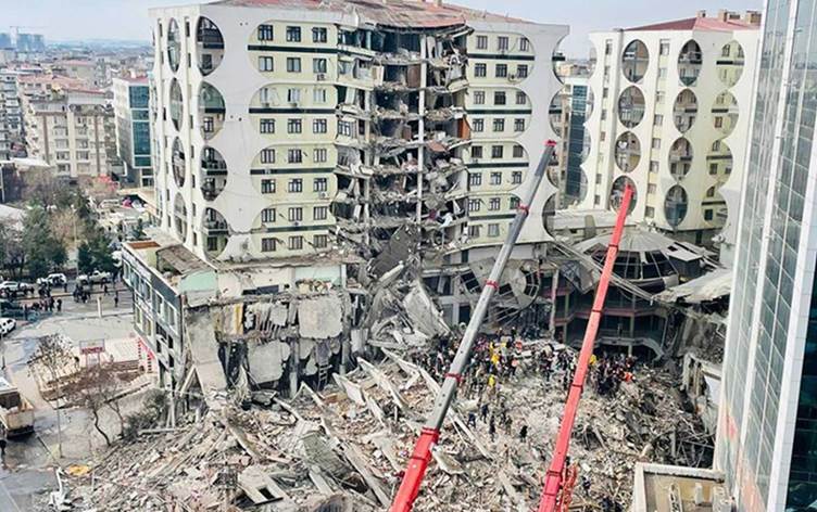 Galeria davası: ‘Zemin riskli’ raporu projeye eklenmedi
