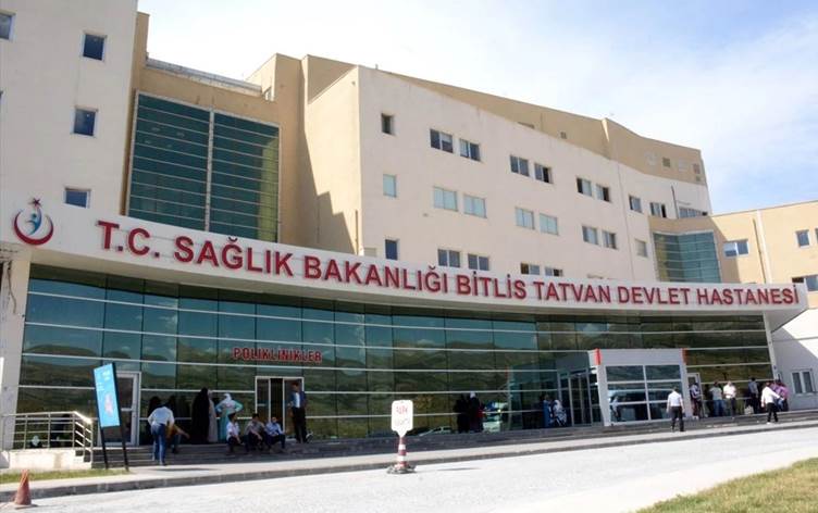 Bitlis’te korkunca olay: Kaçırdığı kadının evini bastı, ölüler var