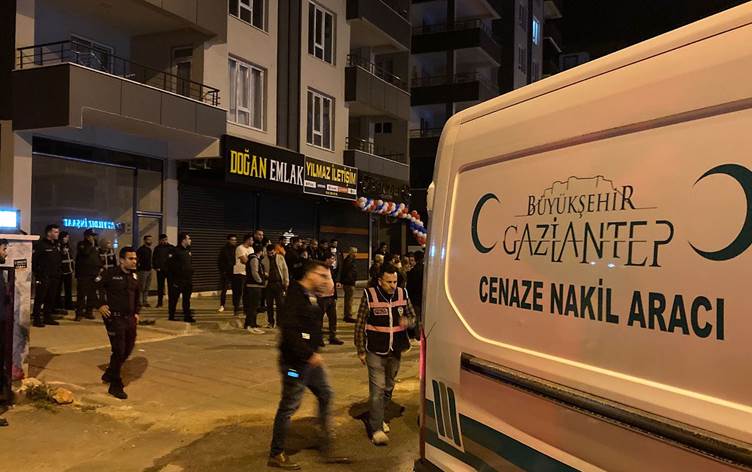 Eşini öldürdü, oğlu ve damadını yaraladı