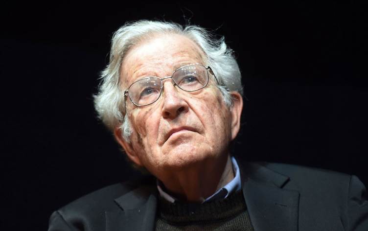 Ünlü entelektüel Noam Chomsky taburcu edildiği iddia edildi