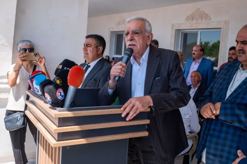 Ahmet Türk BBC Türkçe’ye konuştu: ‘Üçüncü kez bu yanlışlığa başvuracaklarını düşünmüyorduk’