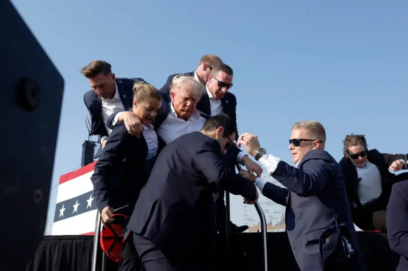 Donald Trump’a suikast girişimi: Eski başkanın durumu iyi, saldırgan öldürüldü