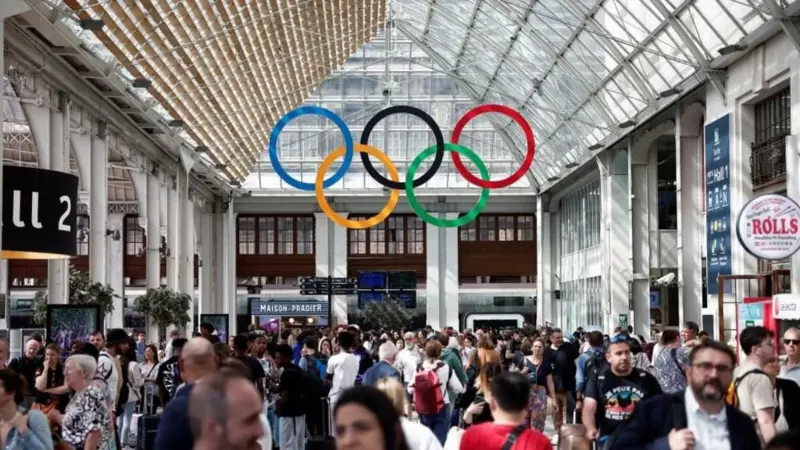 Olimpiyatlar’ın açılış töreni öncesi tren hatlarına saldırı düzenlendi